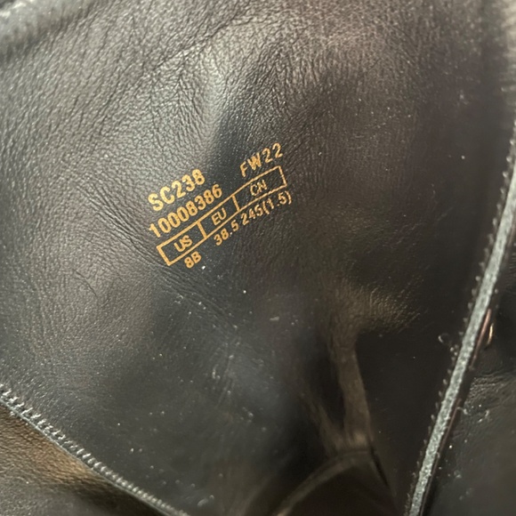 Stuart Weitzman Soho Black Patent Bootie NWOT 8 - Picture 5 of 10